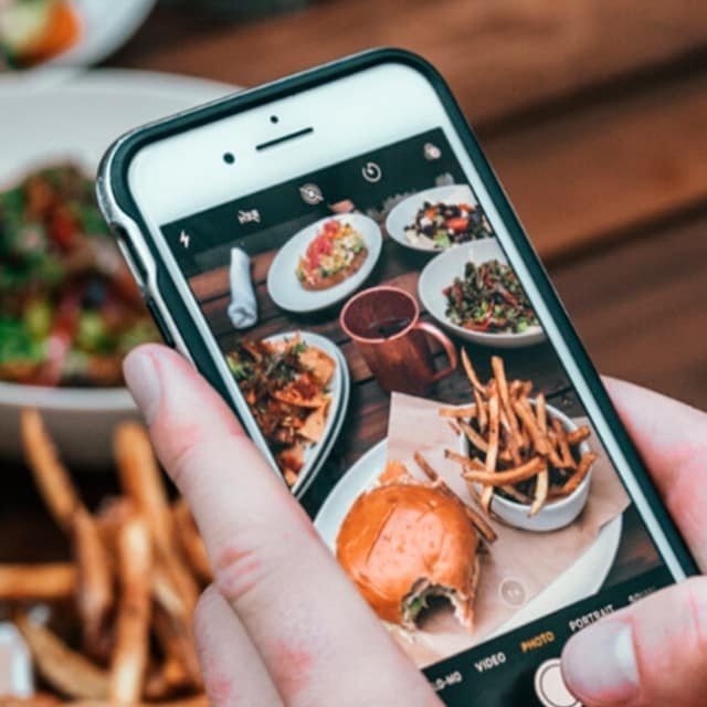 Como Manter o Negócio Top Of Mind: Marketing de Redes Sociais Adaptado a Restaurantes