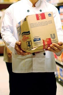 Chef com embalagem Unilever