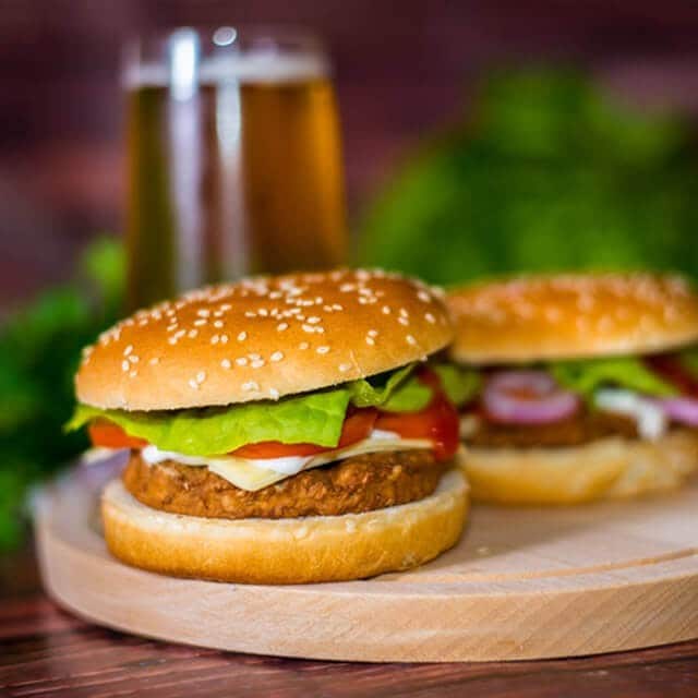 Hambúrgueres e Sanduíches