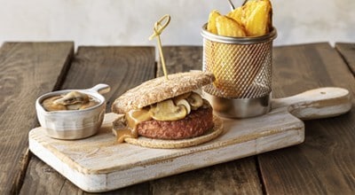 Hambúrguer Vegan no Pão com Cogumelos
