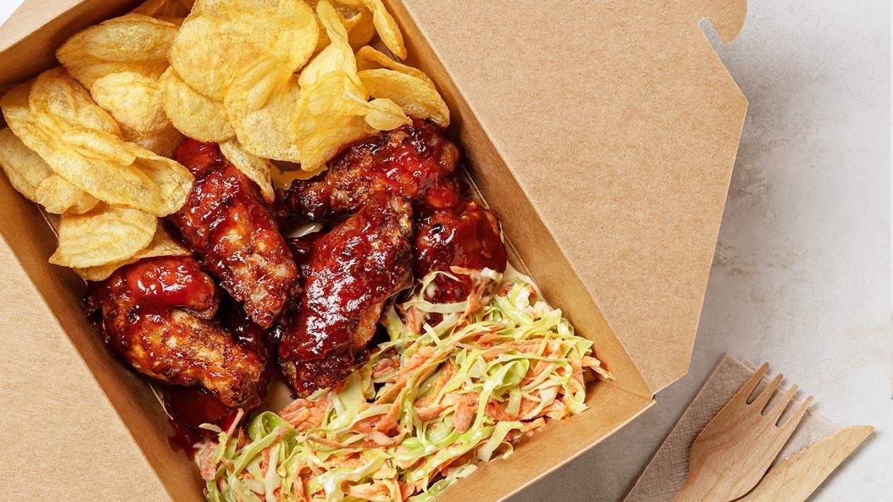 Asas de Frango com Molho BBQ