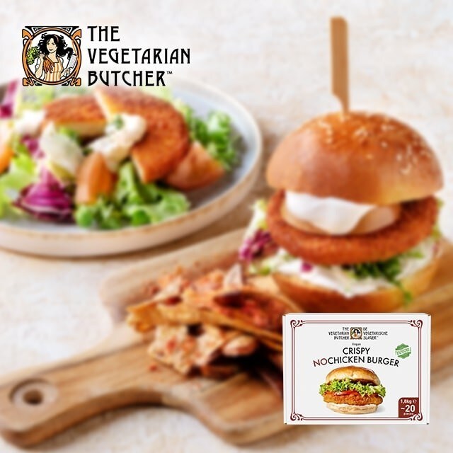 Receita de Hambúrguer Crocante de "Frango" no Pão e no Prato