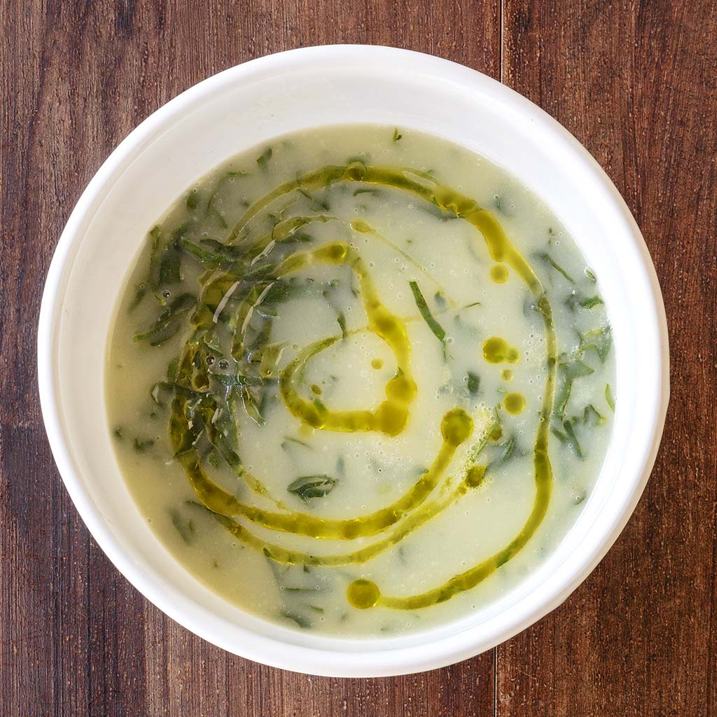 Conheça esta receita de Caldo Verde