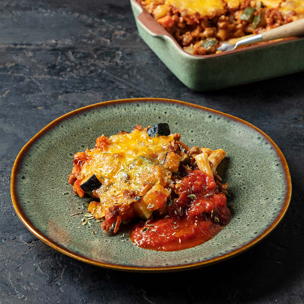 Macarrão gratinado com legumes estufados