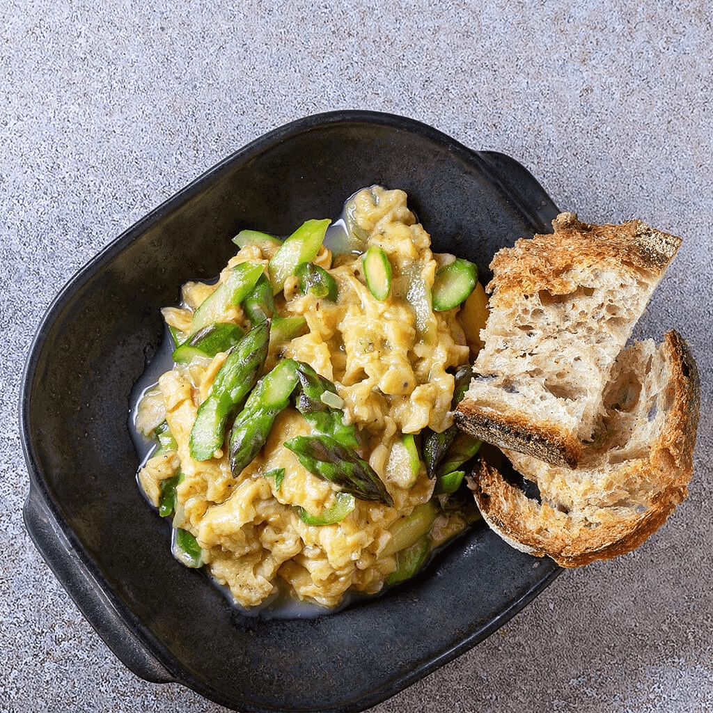 Ovos mexidos com Espargos