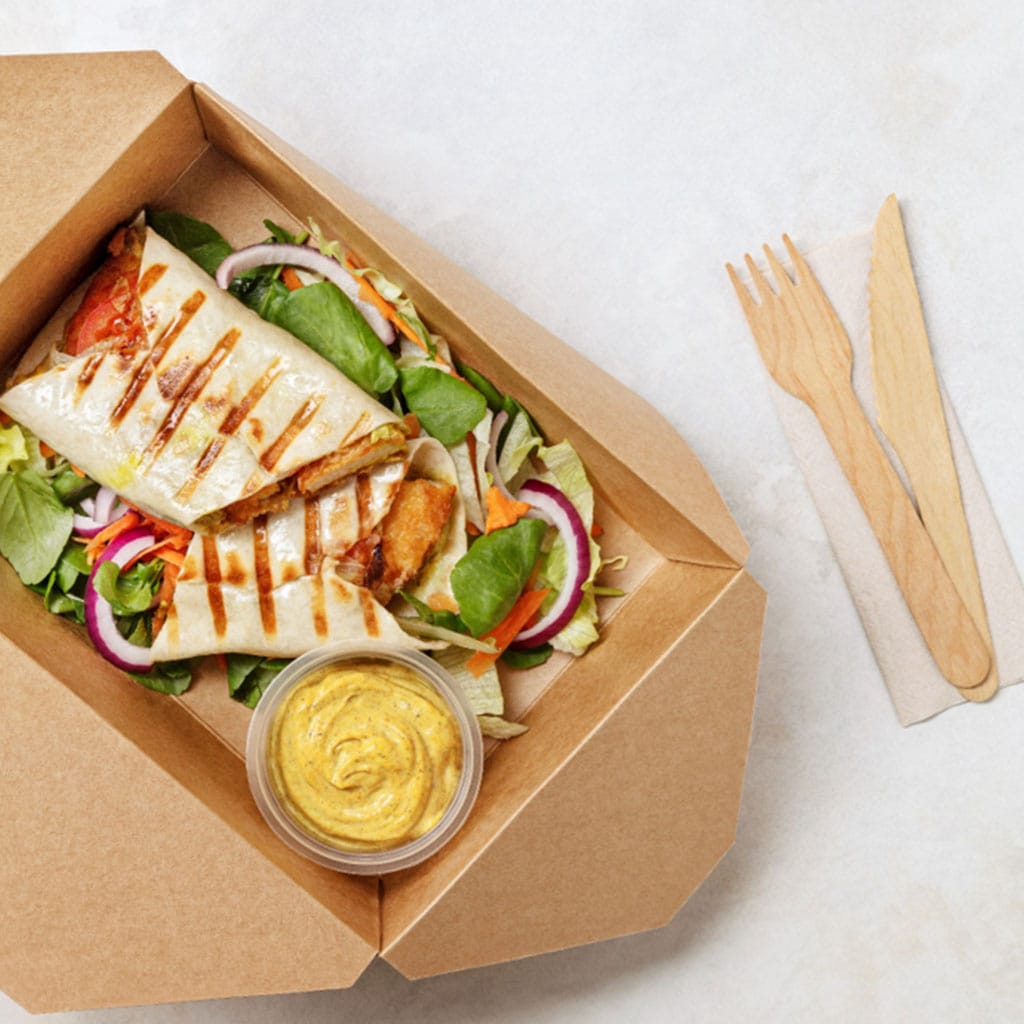 Wraps Tostados com TVB Crocante de "Frango" e Maionese de Caril