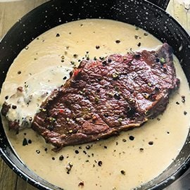 Bife com Molho de 3 Pimentas