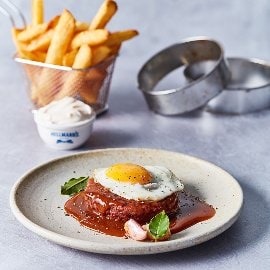 Bitoque Vegetariano à Portuguesa