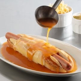 Cachorro Especial com Molho de Francesinha
