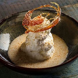 Farófias com Molho de Leite de Coco