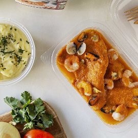 Filetes com Molho Rico de Marisco