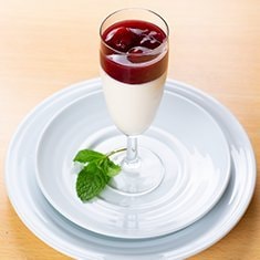 Receita de Panna Cotta com Frutos Silvestres