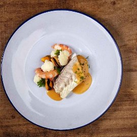 Tranche de robalo com aveludado de marisco