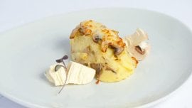 Puré de Batata com Cogumelo de Paris e Queijo de Cabra