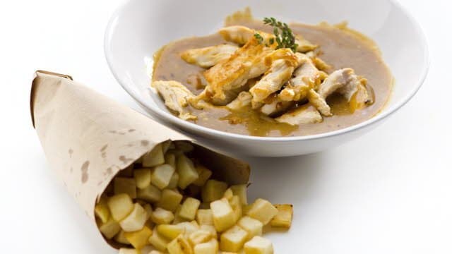 Receita de Tiras de Perú com Molho de Carne Anatado