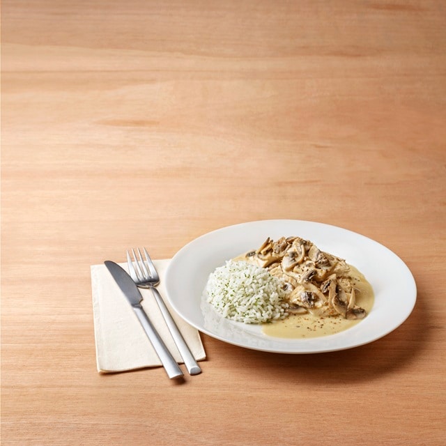 Bifinhos com cogumelos e arroz branco