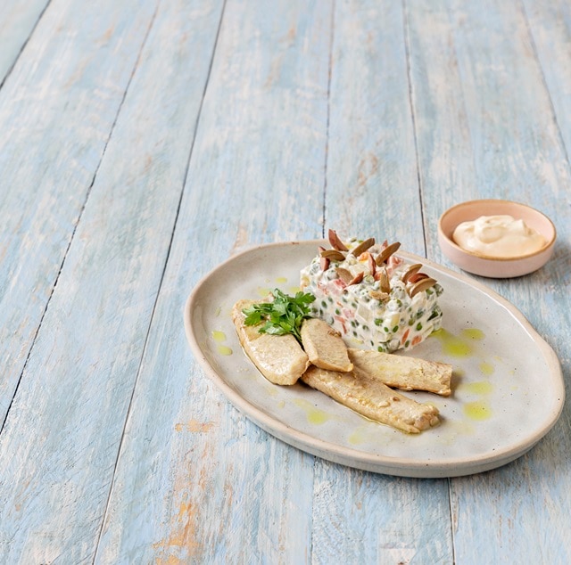 ventresca de atum com salada russa