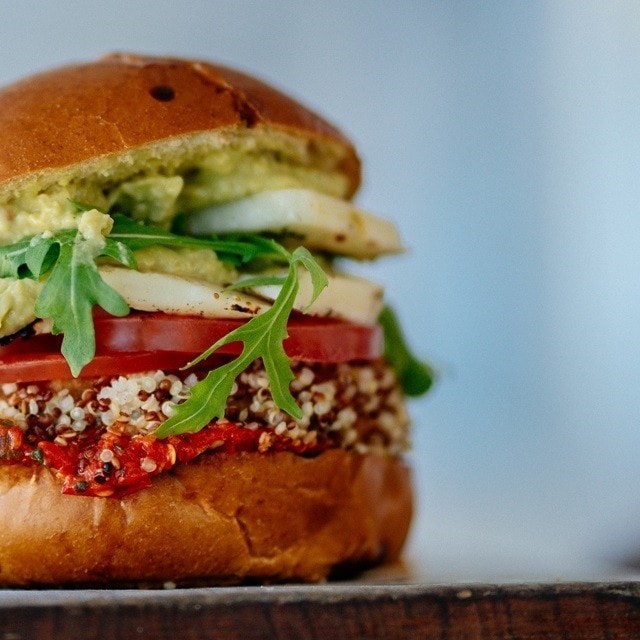 Sustentar o negócio com tomate em lata