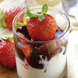 Decore com uma calda deliciosa de chocolate