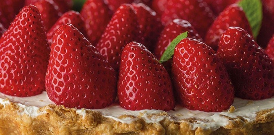 Renda-se ao doce sabor dos morangos